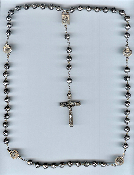 blessed-mother-rosarys-001.jpg